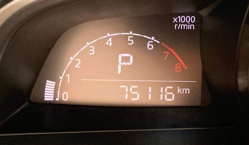 MAZDA lleno