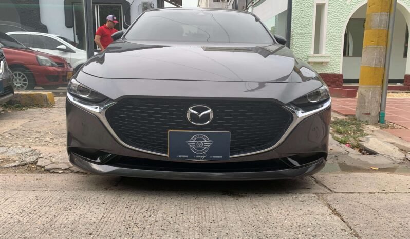 MAZDA lleno