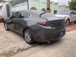 MAZDA lleno