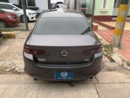 MAZDA lleno