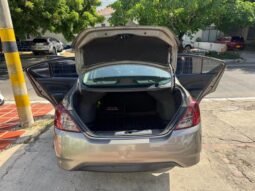NISSAN lleno