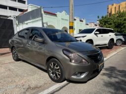 NISSAN lleno