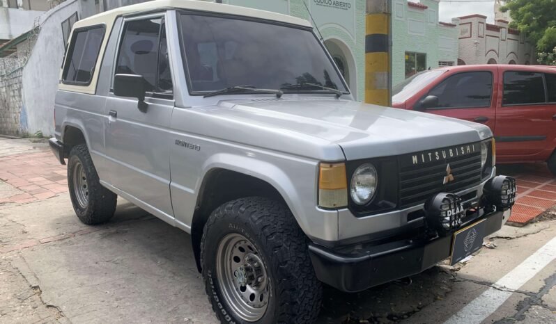 MITSUBISHI lleno