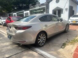 MAZDA lleno
