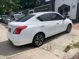 NISSAN lleno