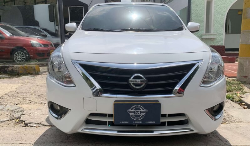 NISSAN lleno