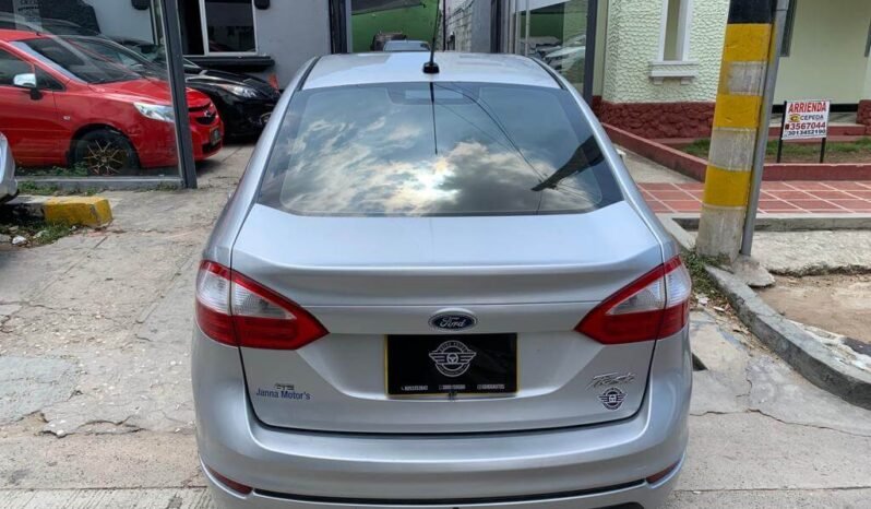 FORD lleno