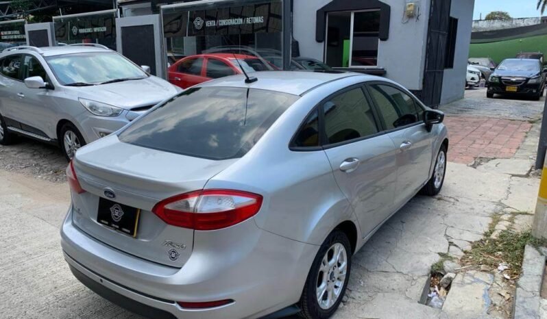FORD lleno