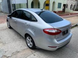 FORD lleno