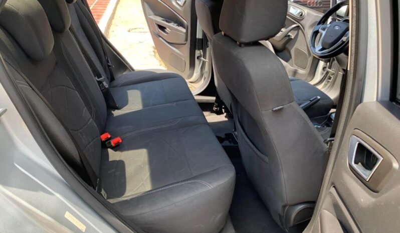 FORD lleno