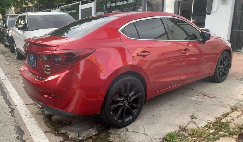 MAZDA lleno