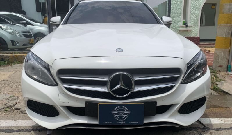 MERCEDES BENZ lleno