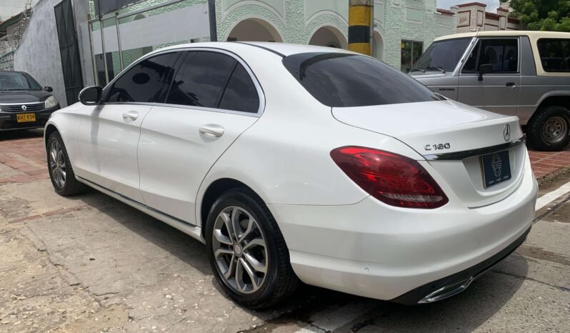 MERCEDES BENZ lleno