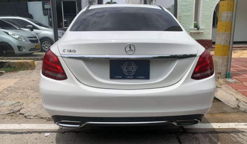 MERCEDES BENZ lleno