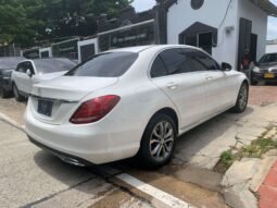 MERCEDES BENZ lleno