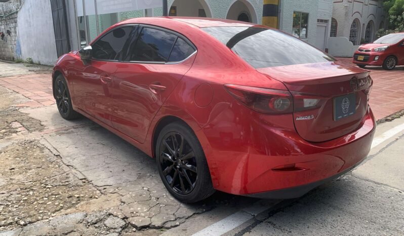 MAZDA lleno