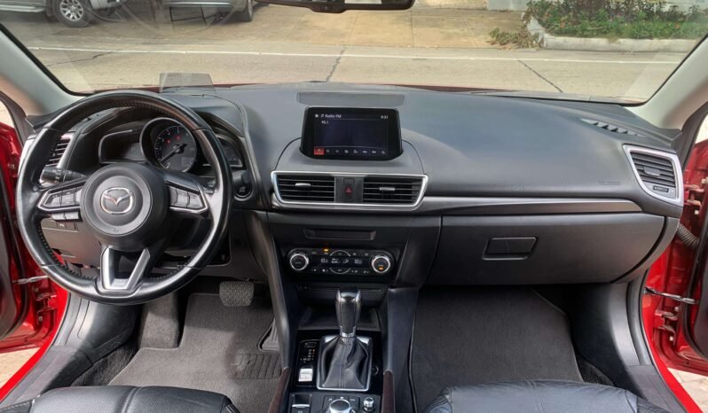 MAZDA lleno