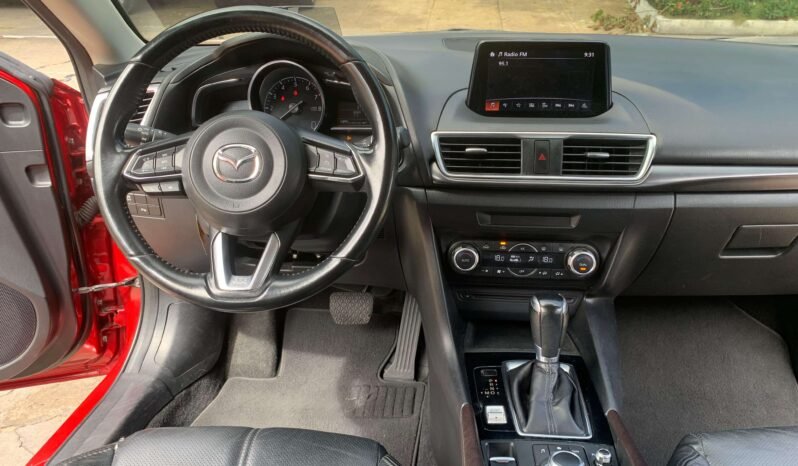 MAZDA lleno