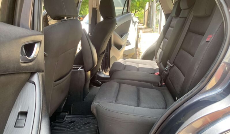 MAZDA lleno