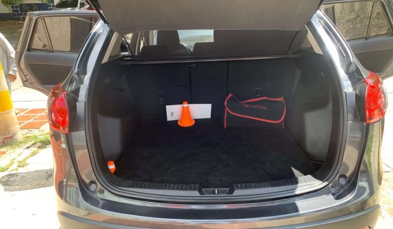 MAZDA lleno