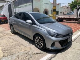HYUNDAI lleno