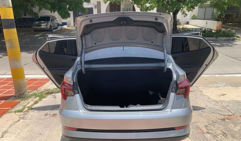 HYUNDAI lleno