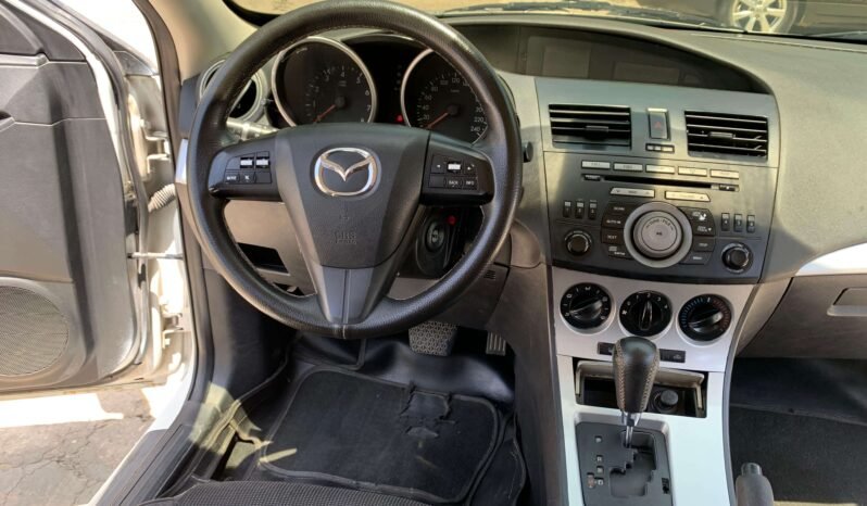 MAZDA lleno