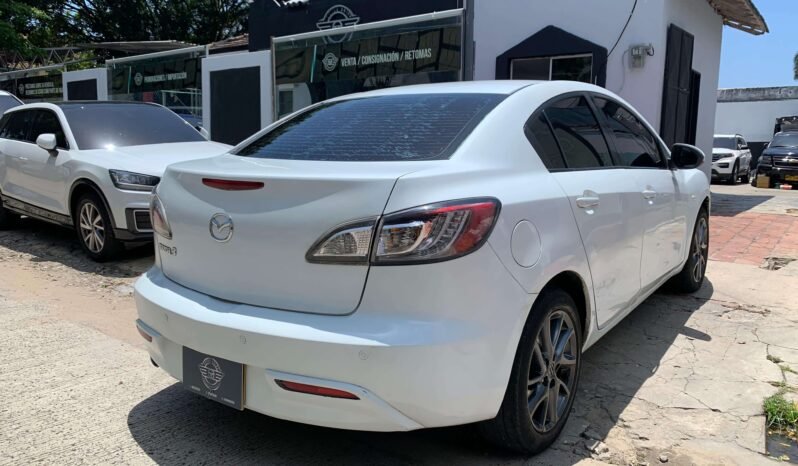 MAZDA lleno