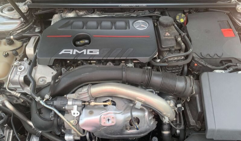 MERCEDES BENZ lleno