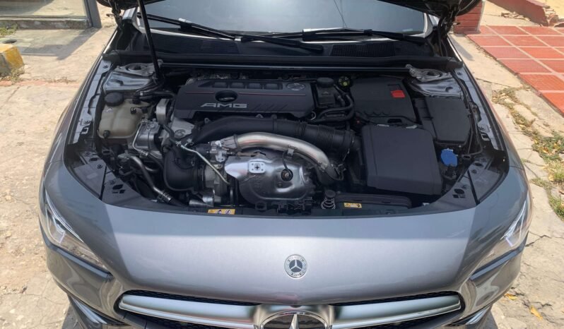 MERCEDES BENZ lleno