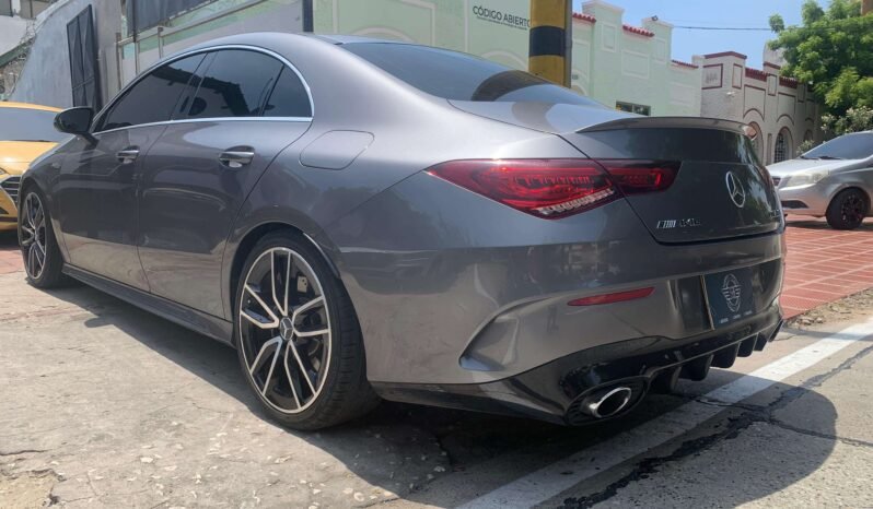 MERCEDES BENZ lleno