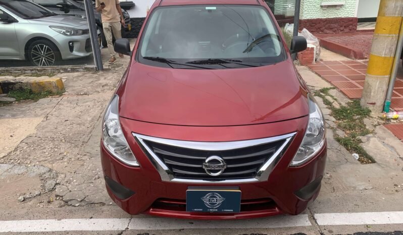 NISSAN lleno