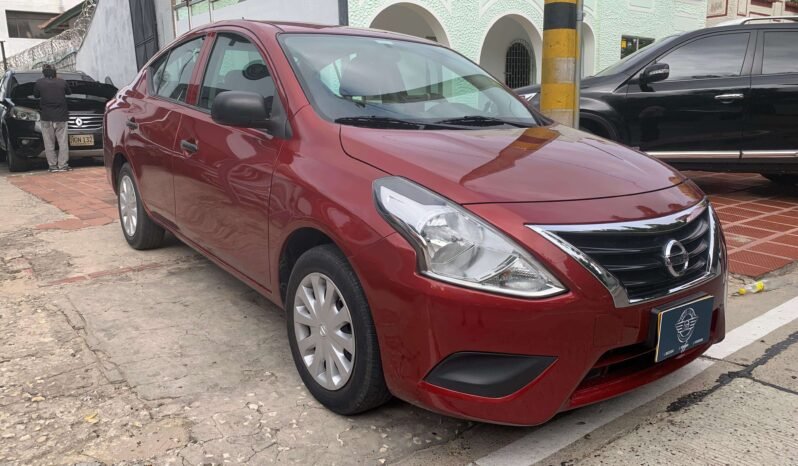 NISSAN lleno