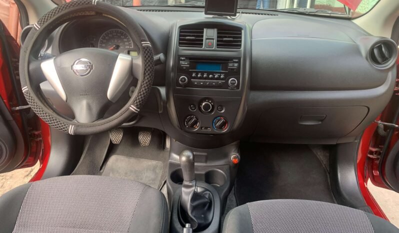 NISSAN lleno