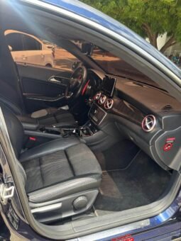 MERCEDES BENZ lleno