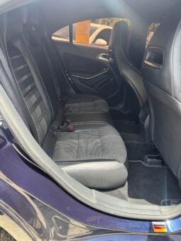 MERCEDES BENZ lleno