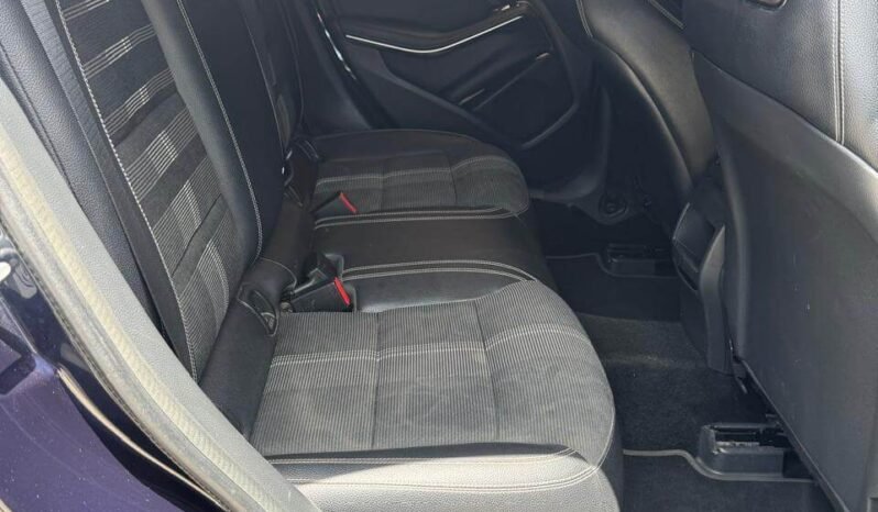 MERCEDES BENZ lleno