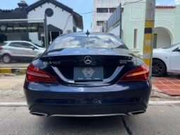 MERCEDES BENZ lleno