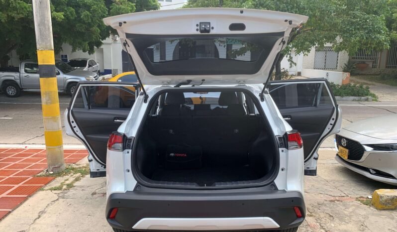 TOYOTA lleno