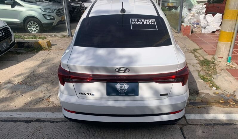 HYUNDAI lleno